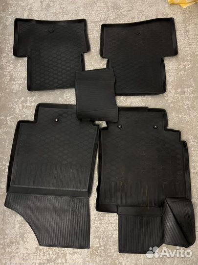 Комплект резиновых ковров Hyundai Creta