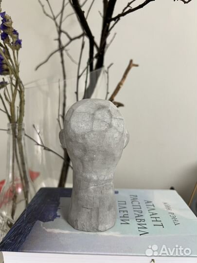 Арт-объект декор из бетона для интерьера