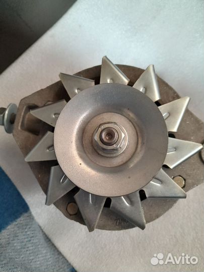 Генератор 221-3701000