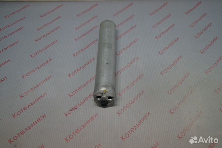 Nissan 92100-EM010A Осушитель кондиционера