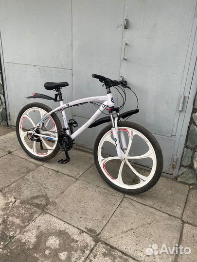 Велосипед BMW на литье