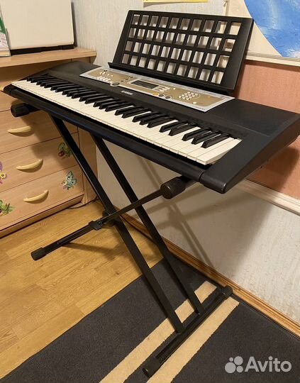 Синтезатор yamaha psr - R220
