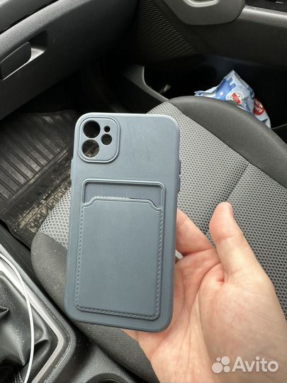 Чехол на iPhone 11