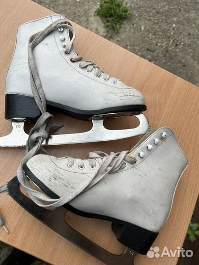 Коньки фигурные