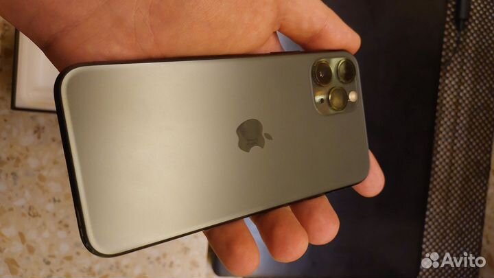 iPhone 11 Pro, 64 ГБ