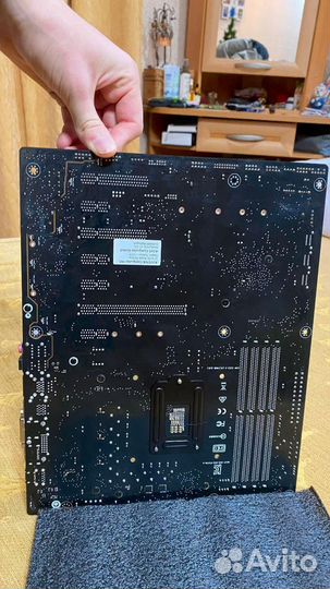 Материнская плата