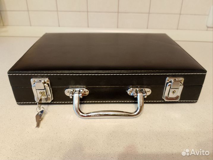 Подарочный Набор для покера в кожаном кейсе