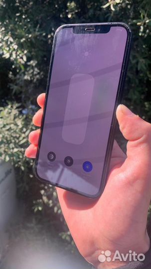 Телефон iPhone 12 black