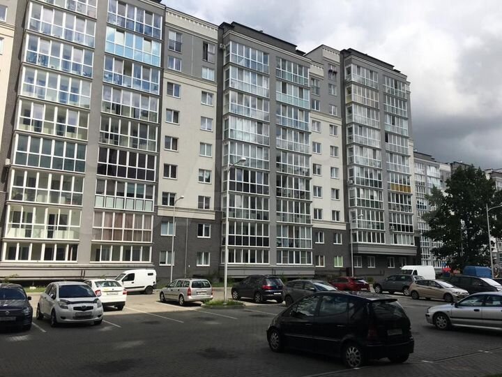 1-к. квартира, 42 м², 9/10 эт.