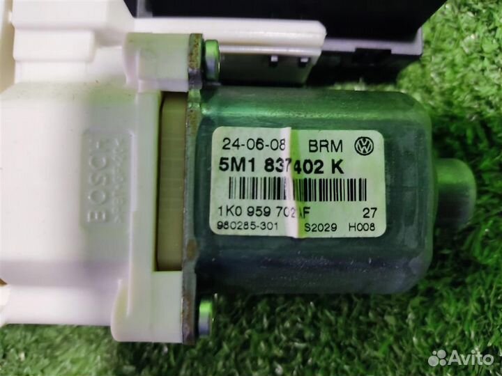 Мотор стеклоподъёмника передний правый volkswagen