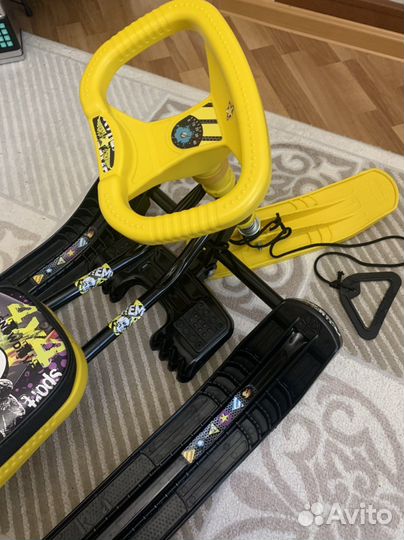 Детский снегокат бу