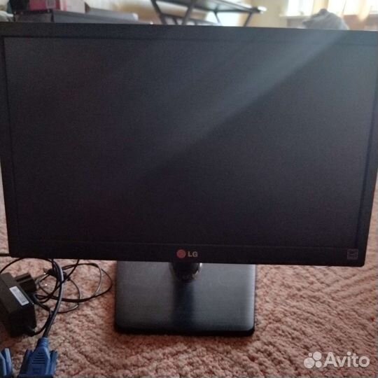 Монитор LG flatron