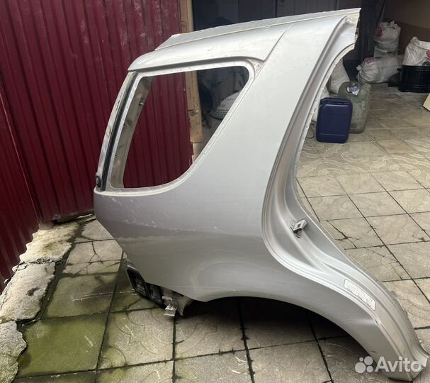 Заднее правое крыло ML 163