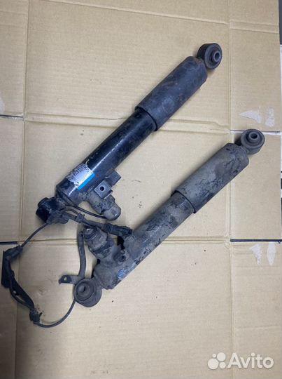 Лексус NX. Амортизатор задний. 4854178012