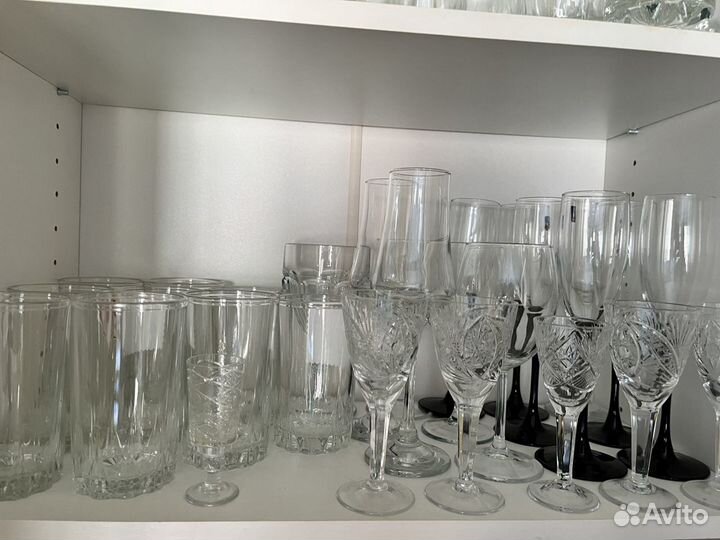 Бокалы, стаканы, фужеры