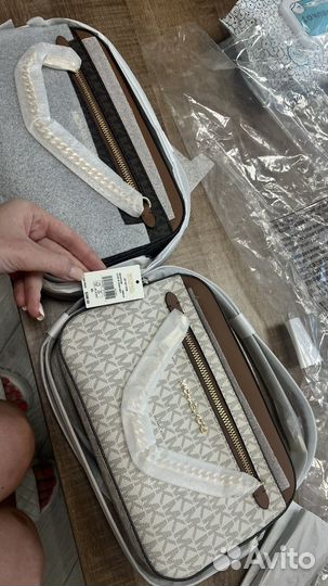 Сумка Jet Set Large Logo Crossbody Bag