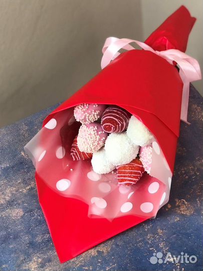 Букеты из свежей клубники в шоколаде Самара