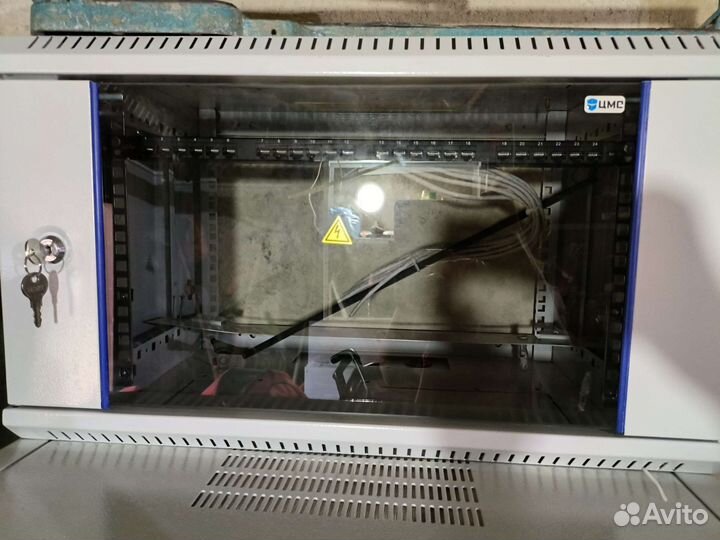 Телекоммуникационный шкаф