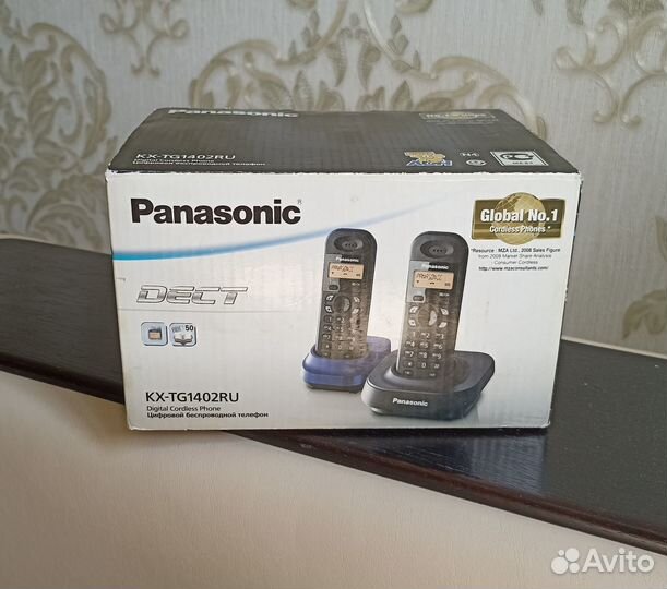 Радиотелефон Panasonic Dect KX-TG1402RU (2 трубки)