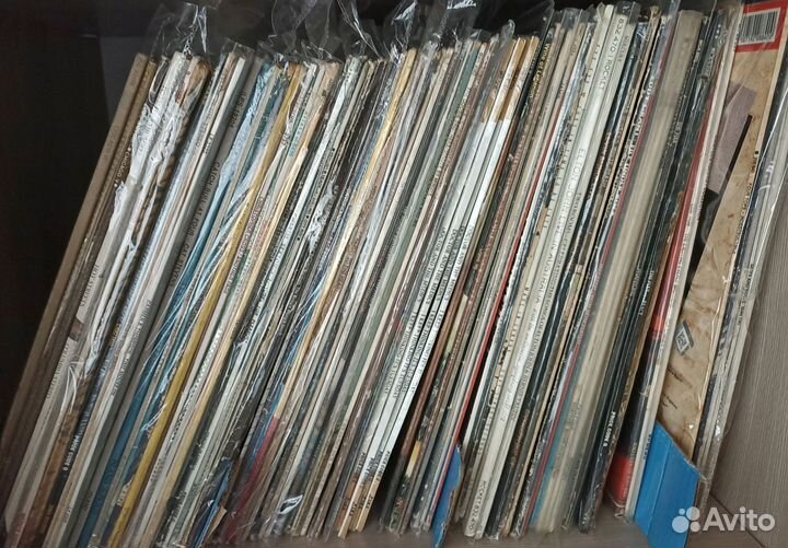 113 фирменных альбом на виниле