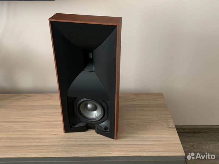 Колонки JBL Studio 530 New