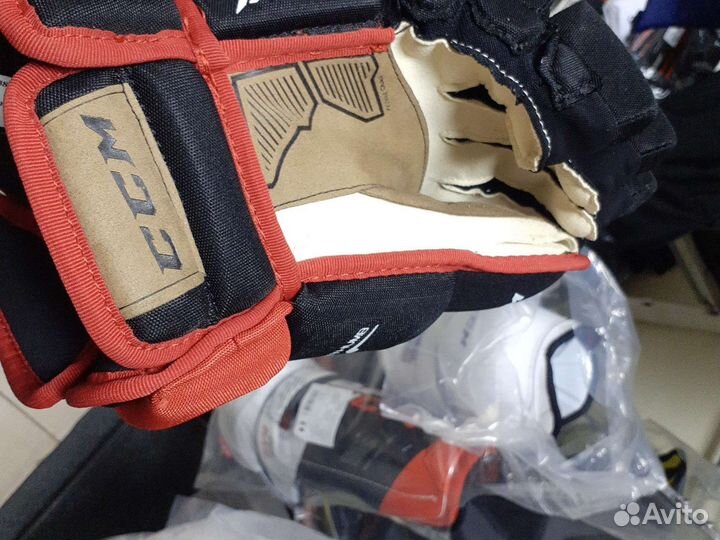 Перчатки хоккейные профессиональные CCM R4 PRO