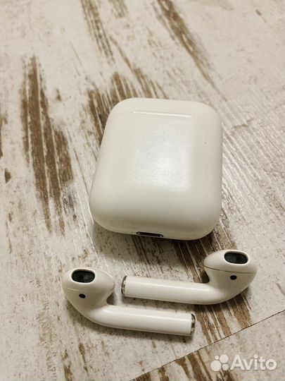 Apple Airpods 2 (A2031/A2032) оригинал