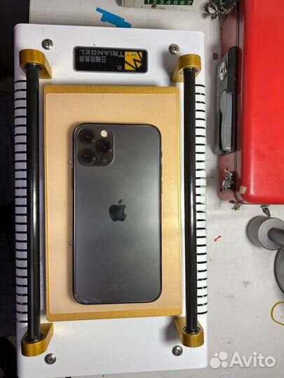 Частный мастер Ремонт iPhone Замена заднего стекла