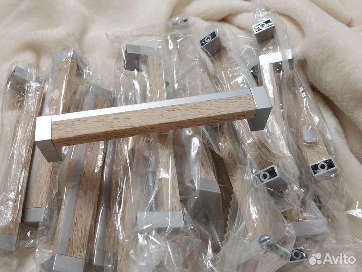 Мебельные ручки разные