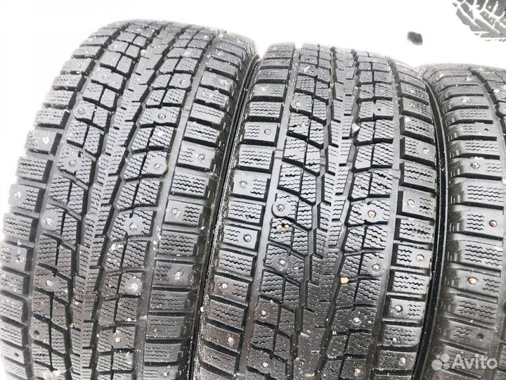 Dunlop SP Winter Ice 01 205/55 R16