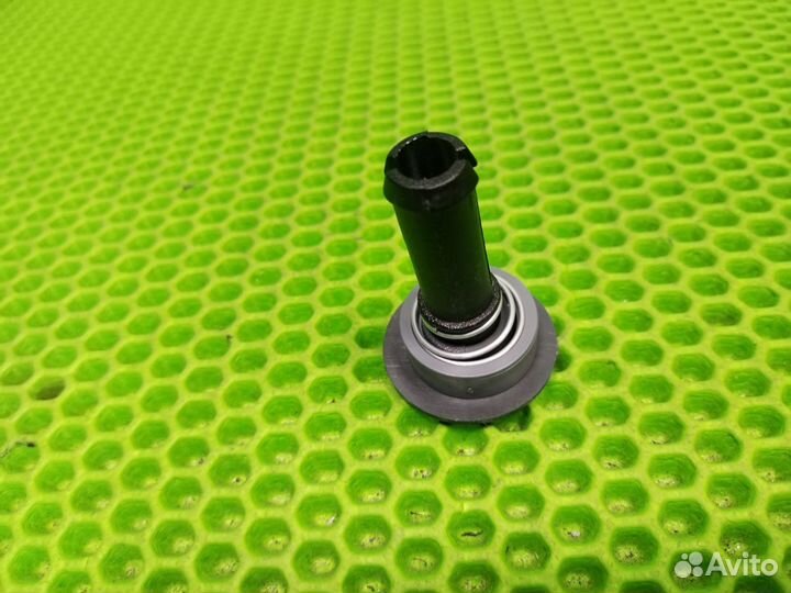 Втулка N 07 для колеса детской коляски, новая