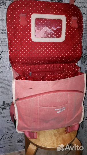 Ранец школьный с колесами и выдвижной ручкой