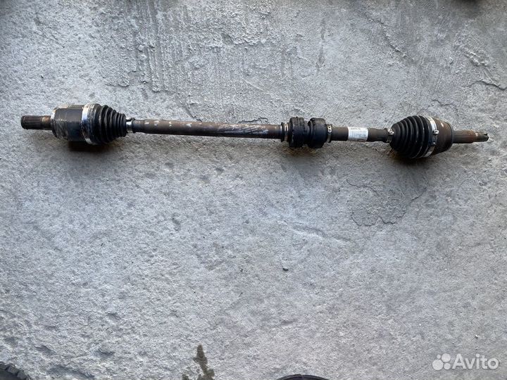 Привод передний правый 2,0 Hyundai Elantra 6 AD