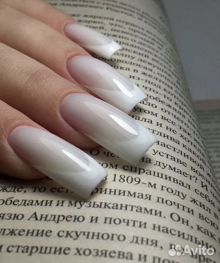 Маникюр педикюр