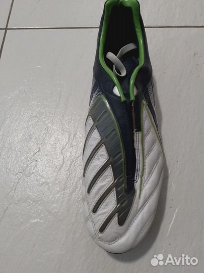 Футбольные бутсы 42 размер adidas
