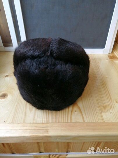 Меховая мужская шапка
