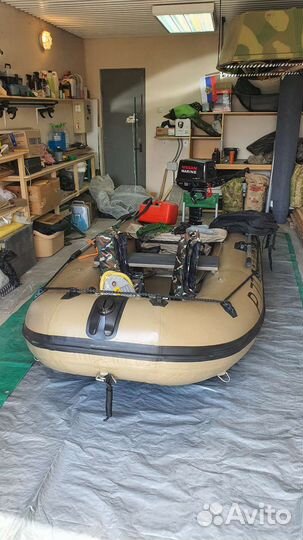 Резиновая лодка badger с мотором Nissan