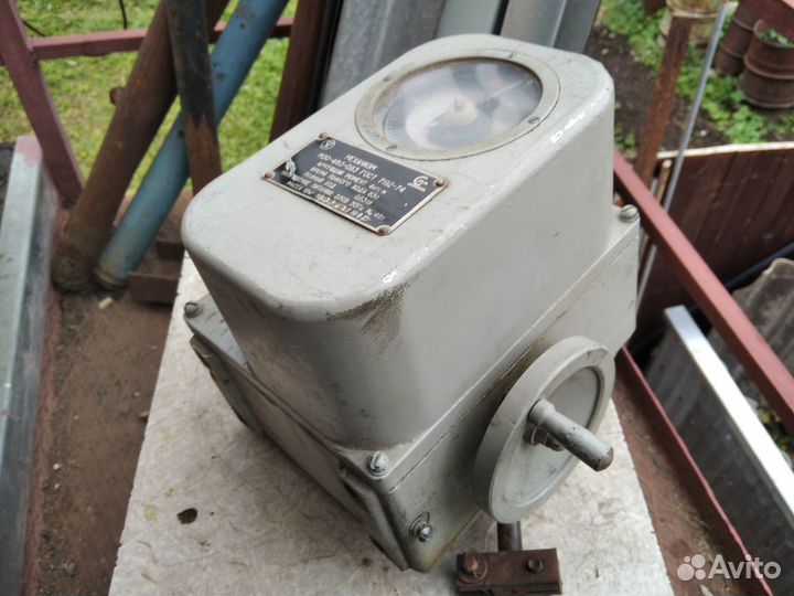 Механизм открывания и закрывания