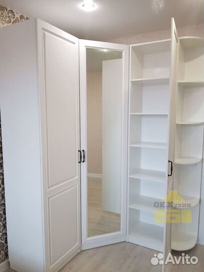 Угловой шкаф