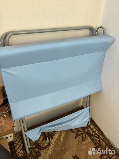 Пеленальный столик