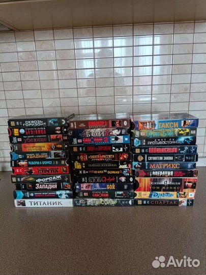 Видеокассеты с фильмами