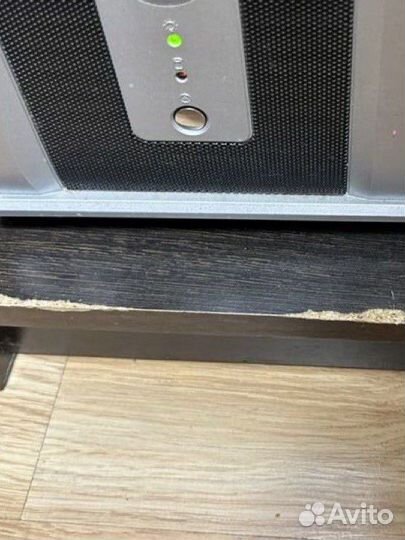 Компьютерный стол