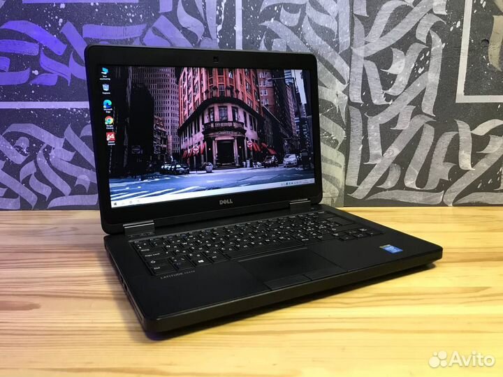 Мощный ноутбук Dell i7/12gb/2видеокарты/SSD