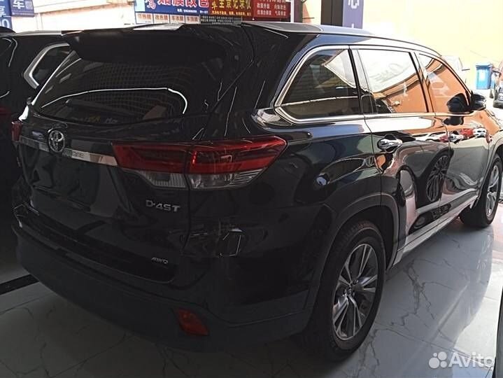 Toyota Highlander 2.0 AT, 2021, 94 000 км