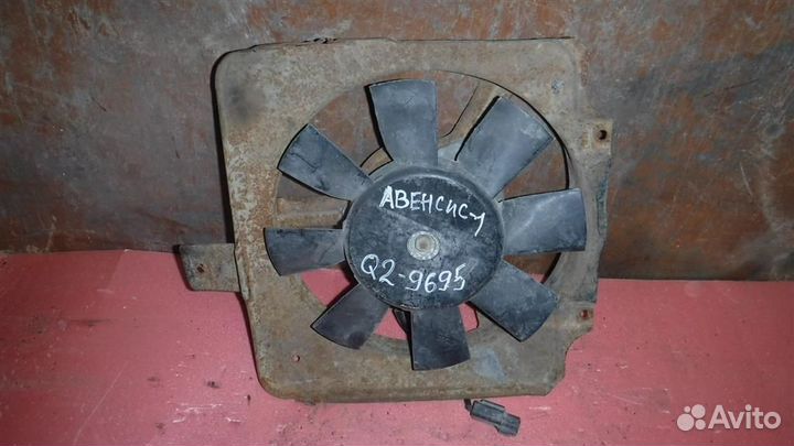 Вентилятор радиатора Toyota Avensis I (T220) 1997