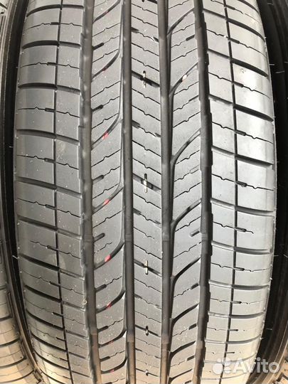 Bridgestone Dueler H/T 843 215/60 R17