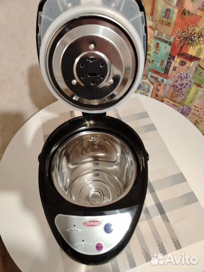 Чайник термопот новый