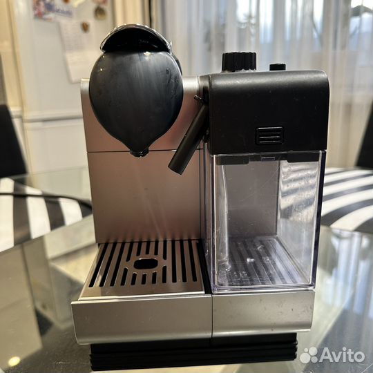 Кофемашина delonghi nespresso