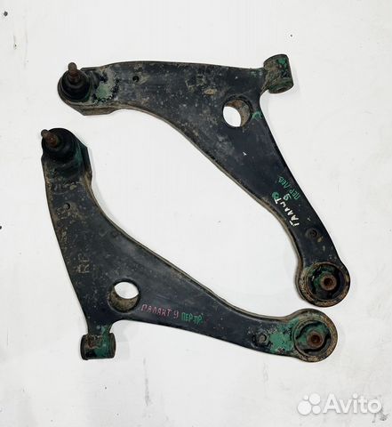 Рычаг передний Mitsubishi Galant 9