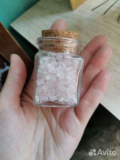 Розовый кварц камень